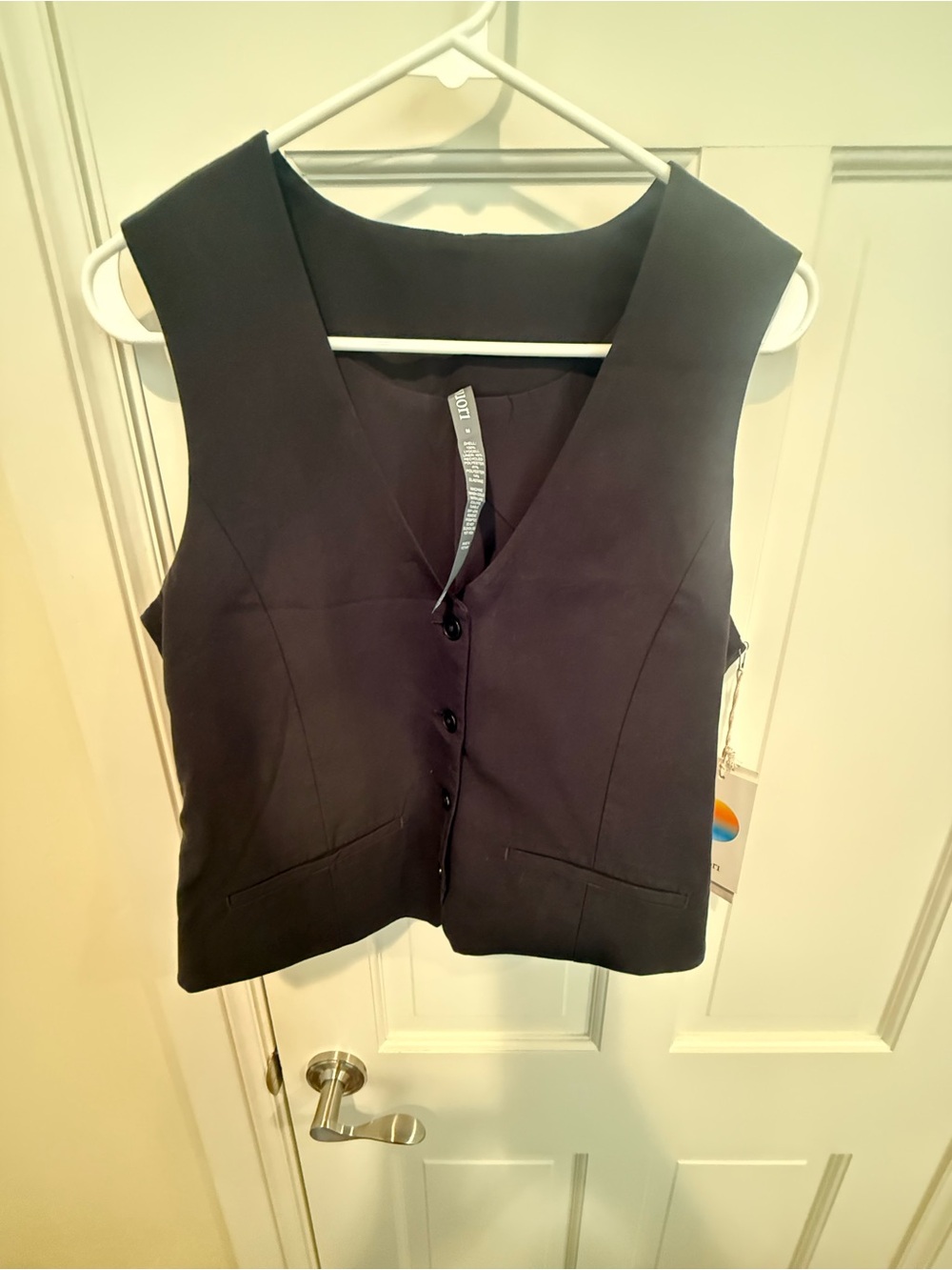 NWT Vuori Black Women's Coastline Vest Medium